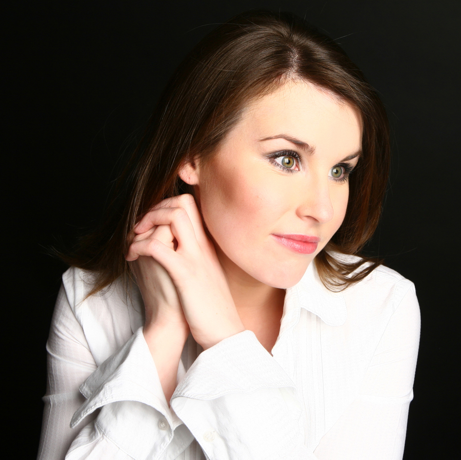 Anna-Devin-soprano-img